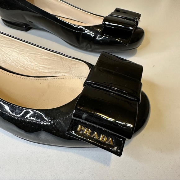 PRADA Patent Leather Black Bow Prada Authentic Flats - Picture 2 of 16